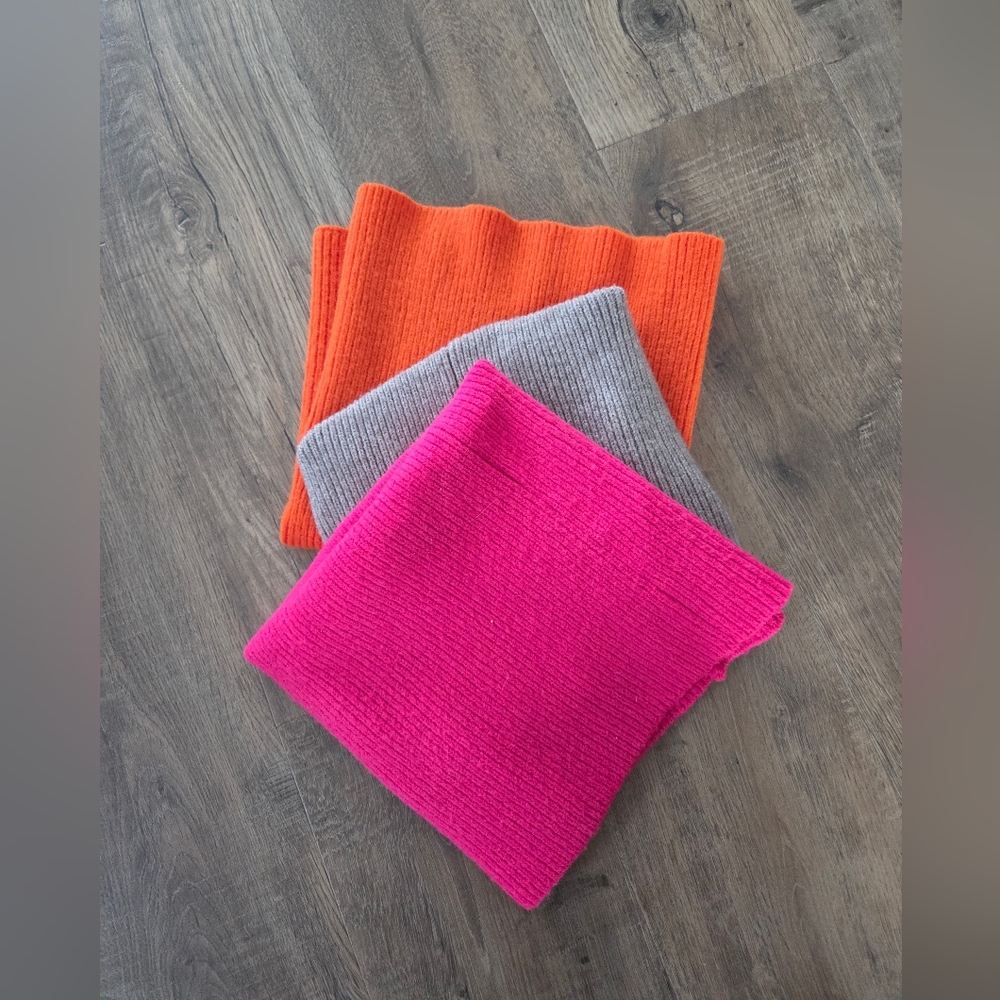 Reitmans Knit Neck Warmers